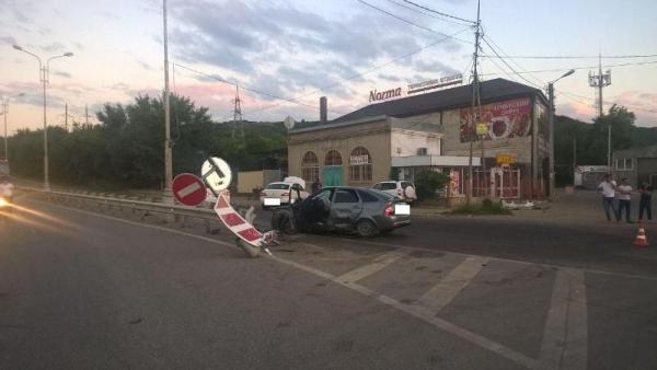 В Пятигорске в столкновении легковушек пострадали три человека